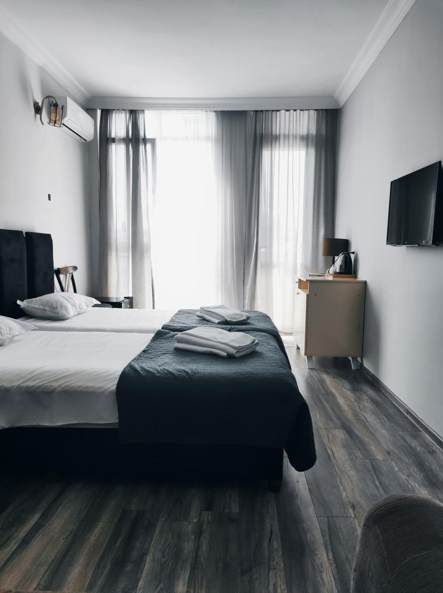 Panorama Hotel Batumi Eksteriør billede